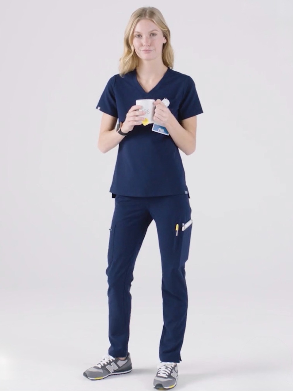 Women’s Yola Skinny / Slim Technical Collection FIGS Navy Blue Scrub Pants ~ S